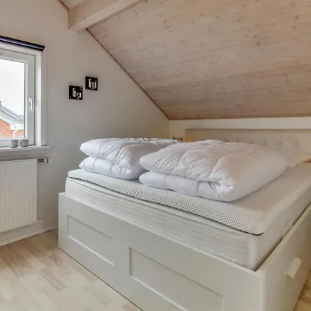 Lägenhet Robbin - 2-3km From The Sea In Western Jutland By Interhome